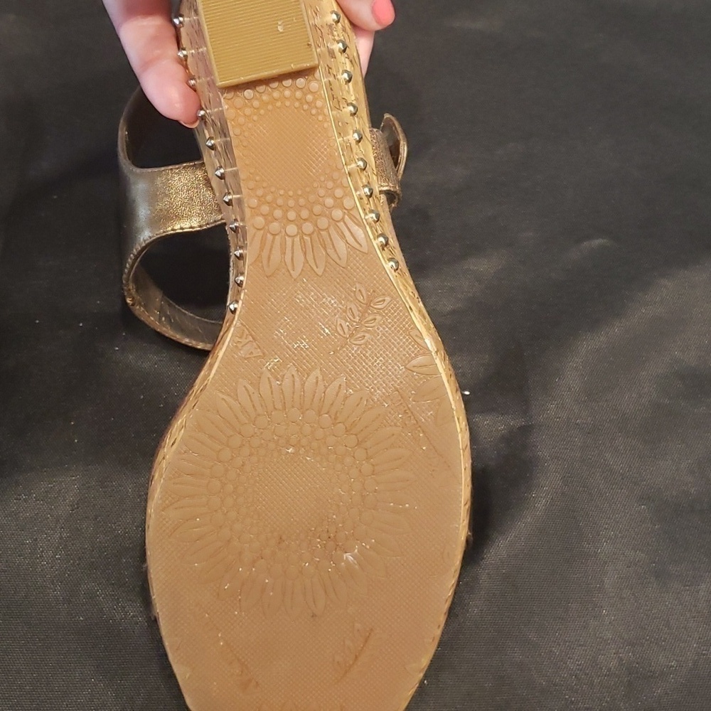 Anne Klein Finella cork heeled sandal in bronze - Picture 11 of 11